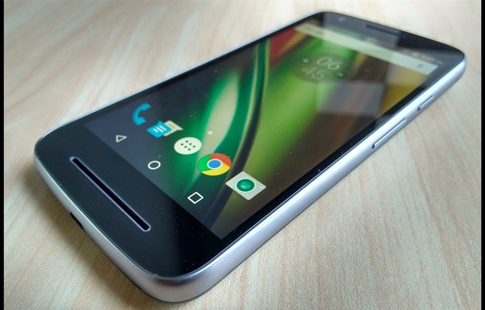 Moto E4 Plus